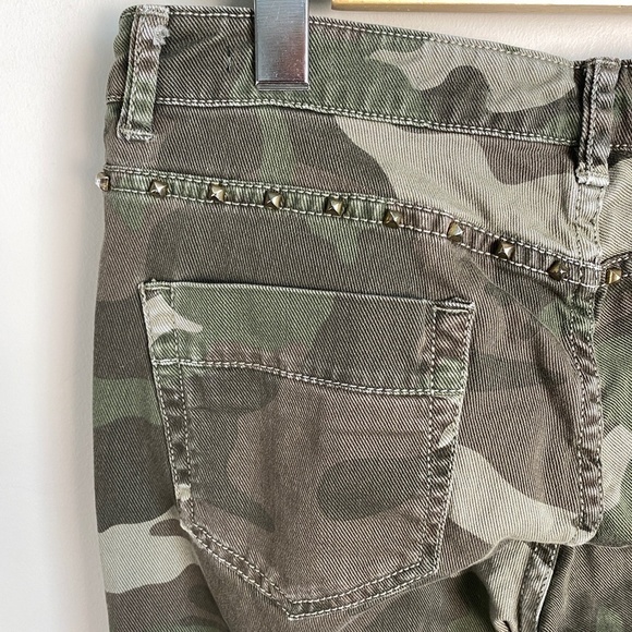 Zara Trafaluc Women's Denim Camouflage Skinny Jeans 8 Studded Accents Stretch - Picture 8 of 16